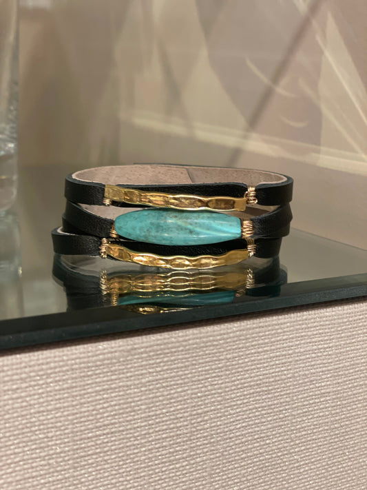 Carmela Black Leather with turquoise Long Barrel
