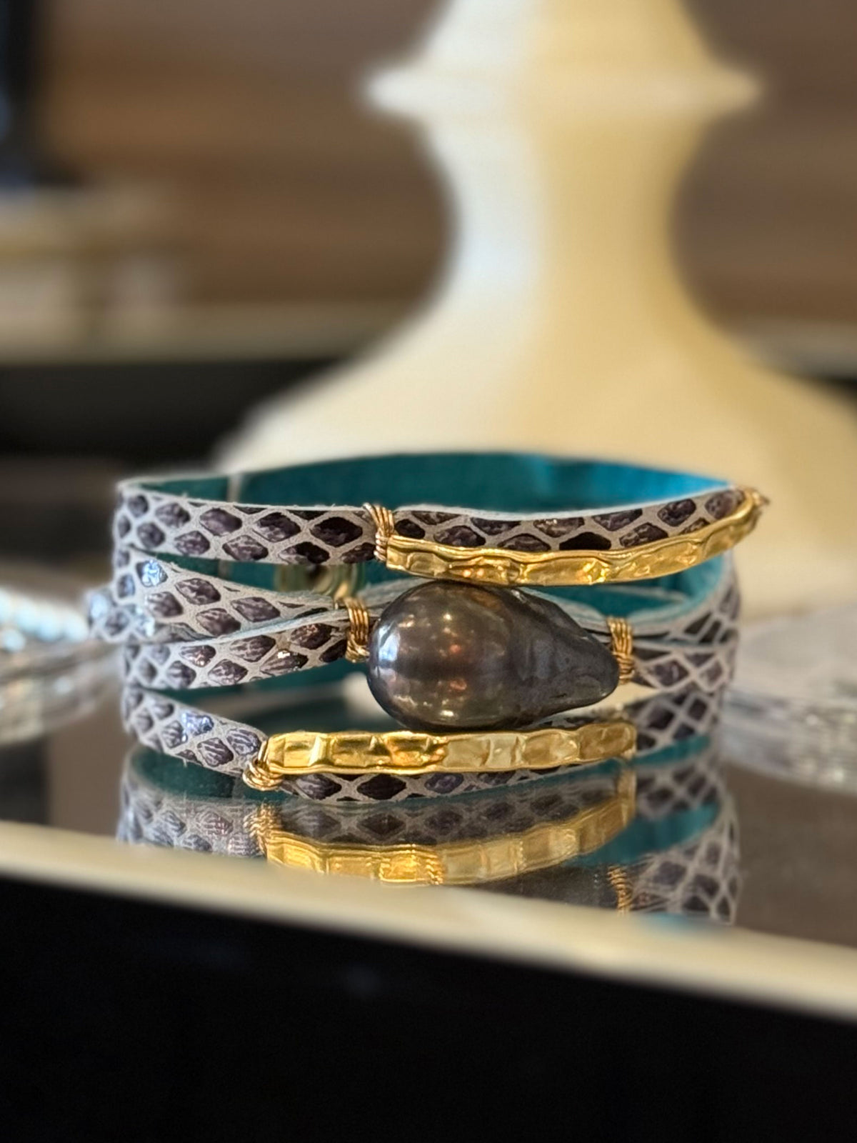 CARMELA BLACK AND WHITE PYTHON WITH GRAY BAROQUE PEARL