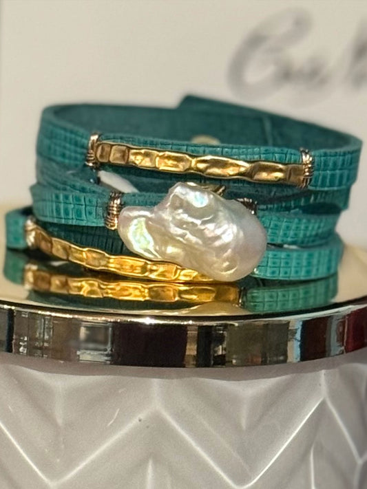 Carmela Turquoise with White Baroque Pearl